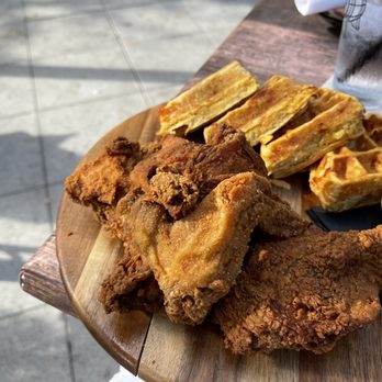 Batch Local Kitchen - Chicken 'N' Waffles - Cocktail Bars Near Me - West Palm Beach, Florida Batch Local Kitchen - Chicken 'N' Waffles - Cocktail Bars Near Me - West Palm Beach, Florida