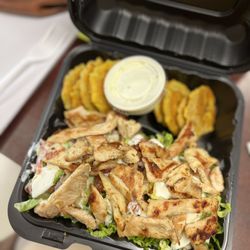 La Frontera Bakery - Grilled Chicken Salad w/ Tostones