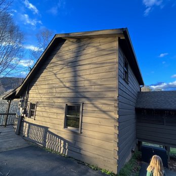 Outrageous Cabins - Honeybear hollow cabin - Vacation Rentals Near Me - Sevierville, Tennessee