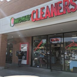 Exterior photo of Midway Cleaners - Clackamas, Oregon Exterior photo of Midway Cleaners - Clackamas, Oregon