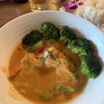 Koon Thai Restaurant - Panang curry with shrimp - Thai Near Me - Orlando, Florida