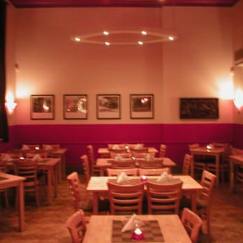Corner Cafe - Interior of Corner Cafe - Indian Near Me - Leeds, XWY