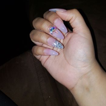 Rainbow Nails - Nail Salons Near Me - Inglewood, California