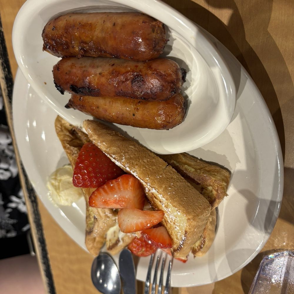 Le Peep - Stuffed French Toast - Breakfast & Brunch Near Me - Nashville, Tennessee Le Peep - Stuffed French Toast - Breakfast & Brunch Near Me - Nashville, Tennessee