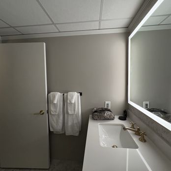 The Madison Hotel - Hotels Near Me - Morristown, New Jersey