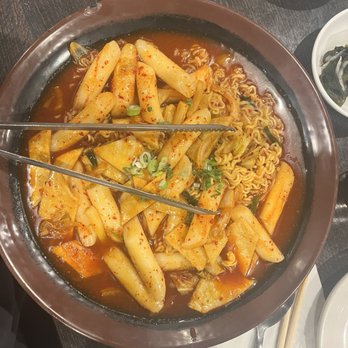 Seoul Tofu House - Tteoboki ramyun - Korean Near Me - Newark, California