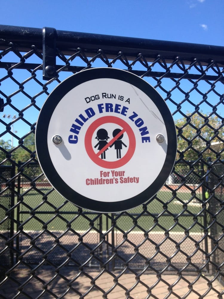 Photo of Schuylkill River Dog Run - Philadelphia, PA, United States. Not cool.