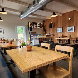 Crooked Creek Brewery - Interior