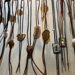 Arizona Territorial Antiques - Bolos