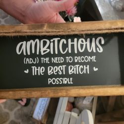 The Pick-it Fence - Lots of cute and funny wood signs