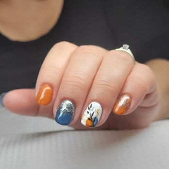 Jade Nail Studio - Beautiful autumn colors with leaves design - Nail Salons Near Me - Miami, Florida Jade Nail Studio - Beautiful autumn colors with leaves design - Nail Salons Near Me - Miami, Florida