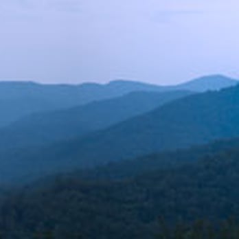 Snowbird Mountain Lodge - Grab a cold drink from the bar and head out to the porch swing to enjoy this view! - Southern Near Me - Robbinsville, North Carolina