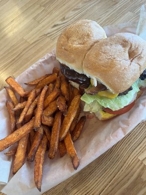 Phil's Ice House by null