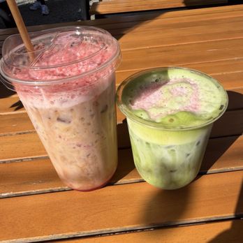 Caffeto - strawberry cold foam matcha and latte - Coffee & Tea Near Me - Charlotte, North Carolina