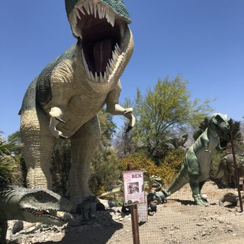 Cabazon Dinosaurs - Museums Near Me - Cabazon, California