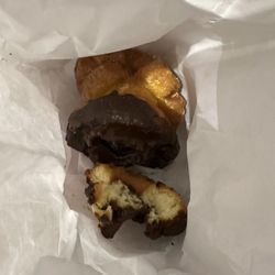 Kristys Donuts - Old fashion donuts
