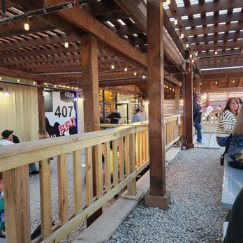407 BBQ - Outdoor siting. - Barbeque Near Me - Argyle, Texas
