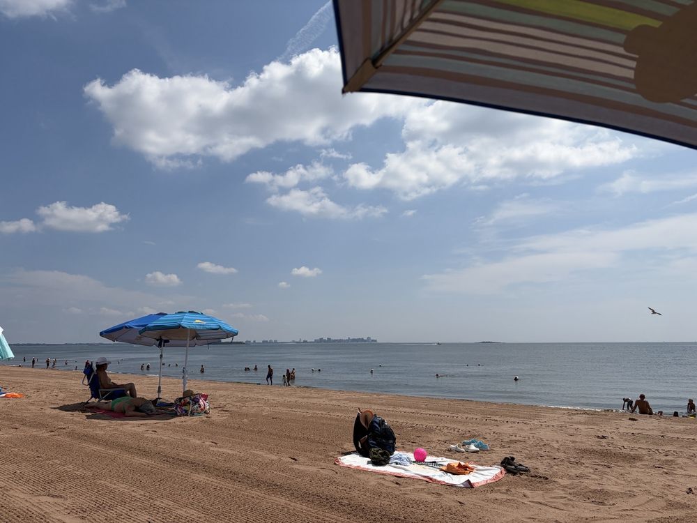 Midland Beach Logo