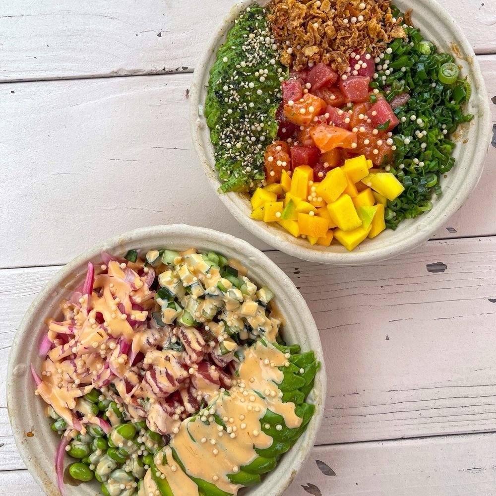 Ponzu truffle tuna bowl (bottom), mix love bowl (top) Ponzu truffle tuna bowl (bottom), mix love bowl (top)