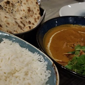 Raag - Chicken curry with naan - Indian Near Me - Minneapolis, Minnesota Raag - Chicken curry with naan - Indian Near Me - Minneapolis, Minnesota