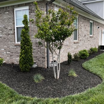 Frederick Lawn Care - Mulch - Lawn Services Near Me Frederick Lawn Care - Mulch - Lawn Services Near Me