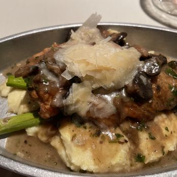Table at Poipu - Chicken Marsala on polenta - New American Near Me - Koloa, Hawaii