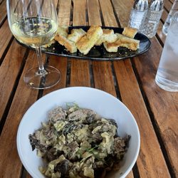 Cove Peaks Lodge - Pork stroganoff
