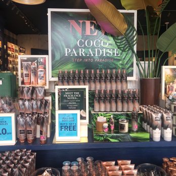 Bath & Body Works - Cosmetics & Beauty Supply Near Me - Center Valley, Pennsylvania