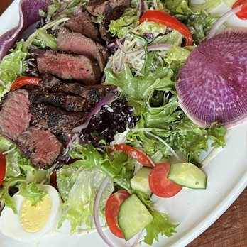 River & Fort - Steak salad - Bars Near Me - SAINT AUGUSTINE, Florida River & Fort - Steak salad - Bars Near Me - SAINT AUGUSTINE, Florida