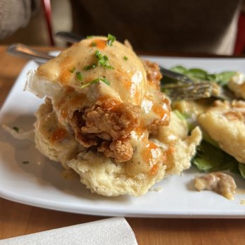 Ruby Sunshine Charlotte Southend - Fried chicken Benny - Breakfast & Brunch Near Me - Charlotte, North Carolina Ruby Sunshine Charlotte Southend - Fried chicken Benny - Breakfast & Brunch Near Me - Charlotte, North Carolina
