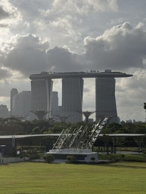 Marina Barrage by null