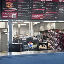 Killer Burger Bend - Kitchen in full chaos.