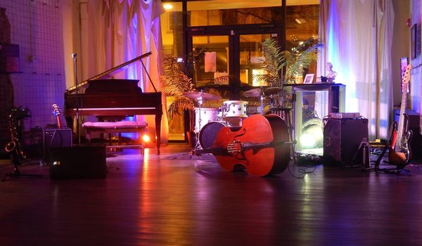 Garden City Jazz by null