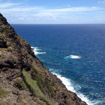 Makapu'u Point Lighthouse Trail - Hiking Near Me - Honolulu, Hawaii