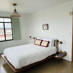 Common House - Hotel room