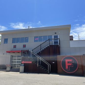 Futuro - Outside - Pizza Near Me - Indianapolis, Indiana