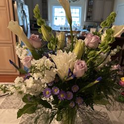 Wine & Roses - Mother's Day arrangement