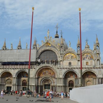 Piazza San Marco - Basilica di San Marco es tan bella! - Public Plazas Near Me - Venezia, VE
