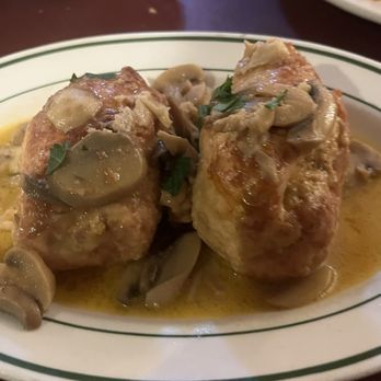 Dominick's Restaurant - Chicken Rollatini - Italian Near Me - Bronx, New York