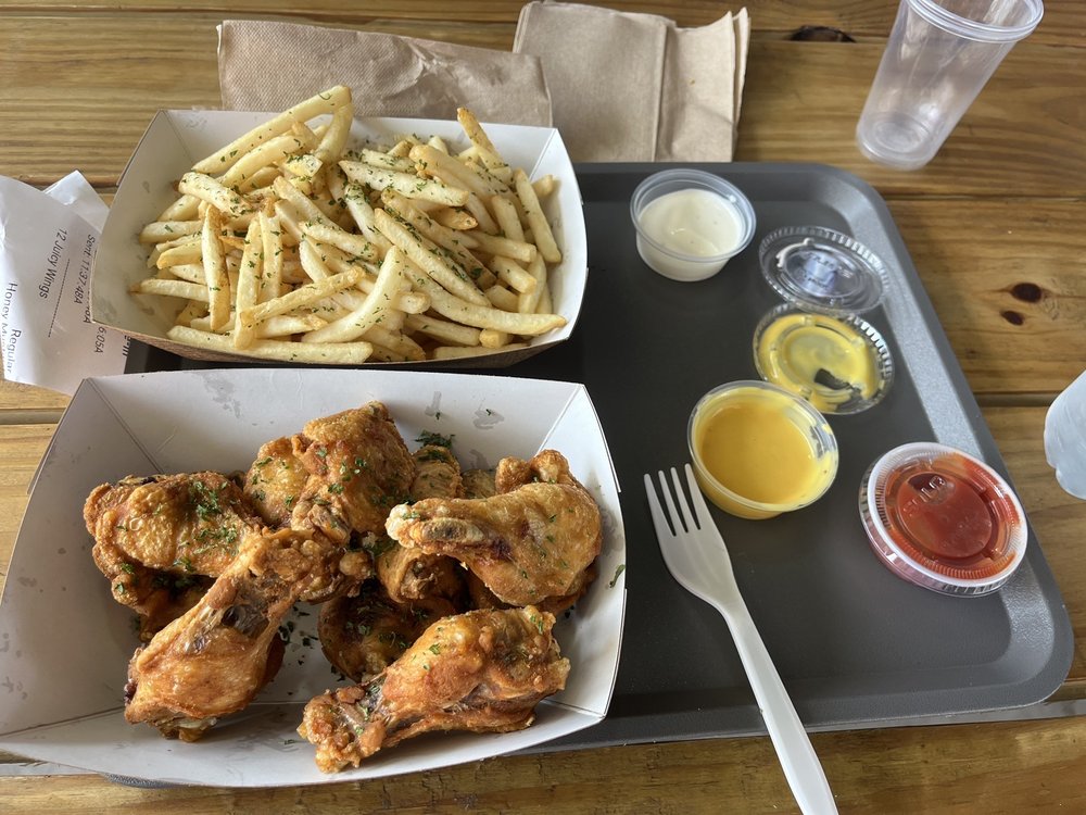 WINGS & FRIES Updated October 2024 Ave Bairoa, Caguas, Puerto Rico