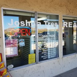 Joshua Tree Realty - Entrance