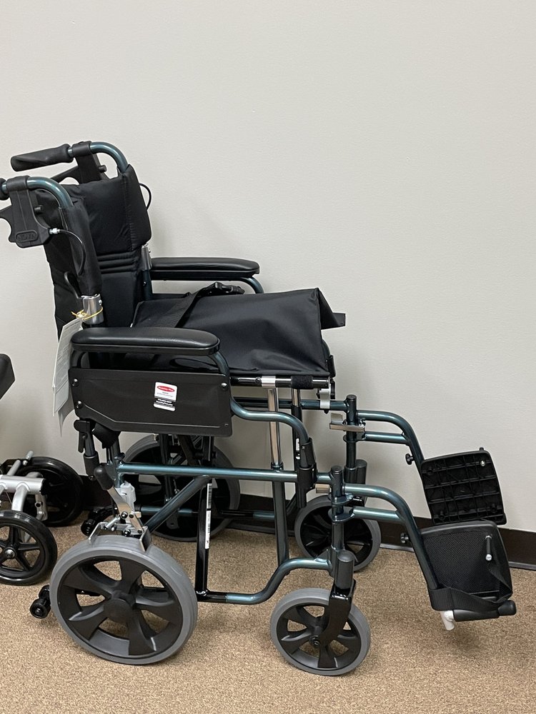 MOBILITY PLUS OF DALTON Updated October 2024 11 Photos 1225 Dr, Dalton,