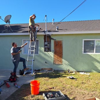 Green Choice Energy - Worker day 1 - Solar Installation Near Me - Oceanside, California