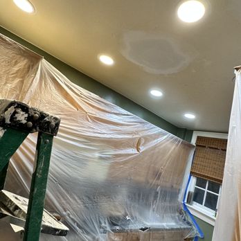 Chery Electric - Recessed lights installed in a kitchen - Electricians Near Me