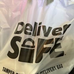 Viro's Real Italian Bakery - Really nice tamper proof delivery bag I likey.