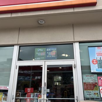 Circle K - Store front - Convenience Stores Near Me - Toronto, Ontario Circle K - Store front - Convenience Stores Near Me - Toronto, Ontario
