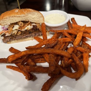 Sidetrack Bar + Grill - Split texas bbq burger - American Near Me - Pleasanton, California