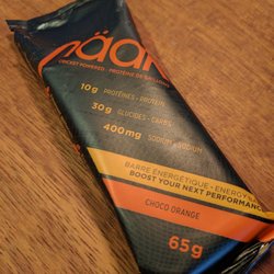 Frenco - Barre énergique Näak fait avec de la poudre de grillons, essence choco-orange 3,99$