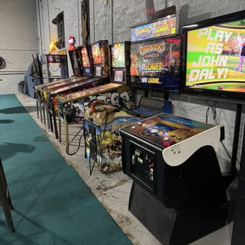 The Spot - Old school games, I love pinball machines! - Pool Halls Near Me - Minot, North Dakota