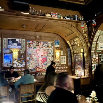 Ski Lodge - Cocktail Bars Near Me - Las Vegas, Nevada